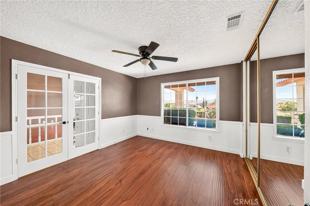 13573 Sunset Drive Apple Valley, CA 92308