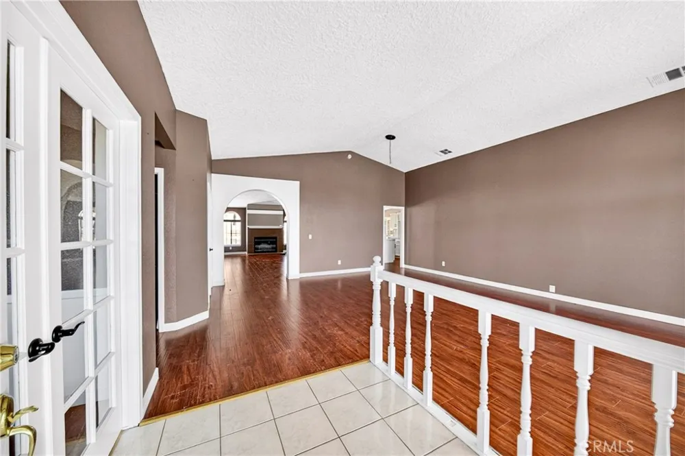 13573 Sunset Drive Apple Valley, CA 92308