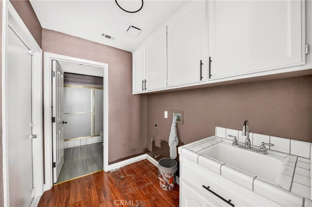 13573 Sunset Drive Apple Valley, CA 92308