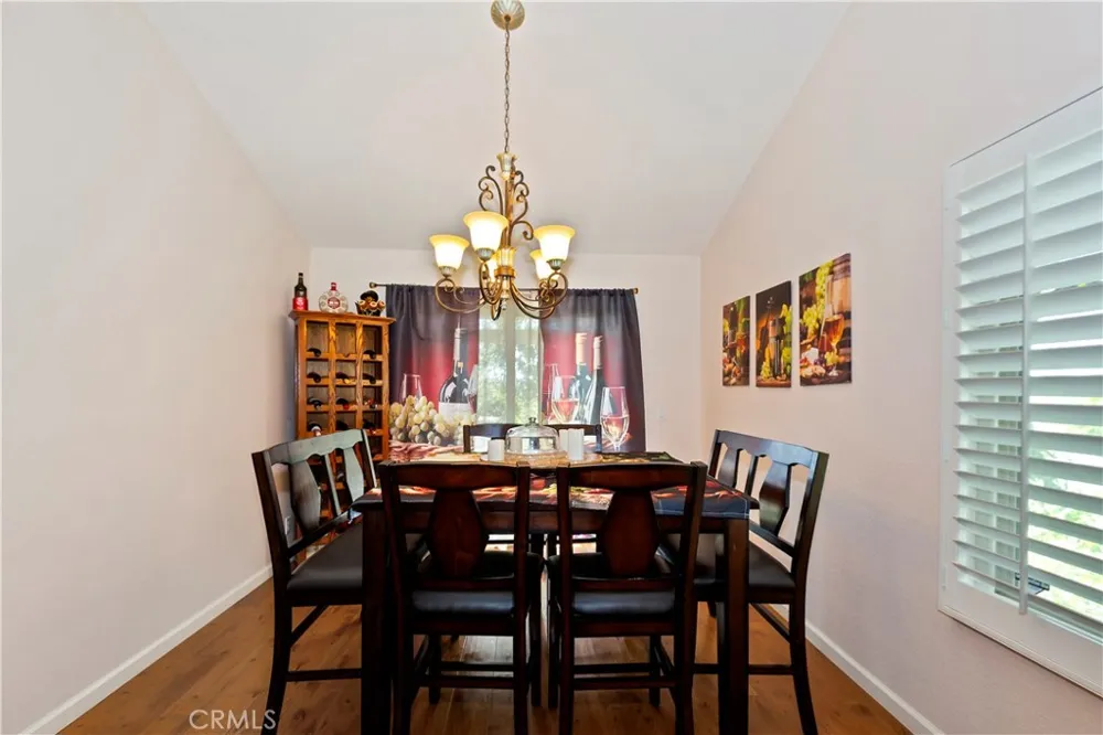 1082 23rd St Upland, CA 91784