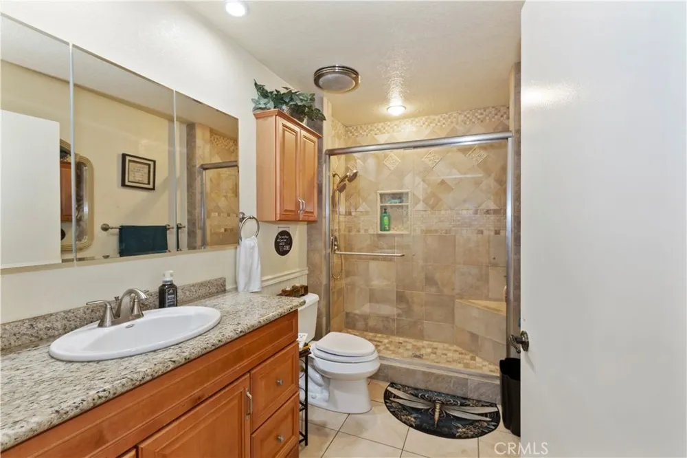 1082 23rd St Upland, CA 91784