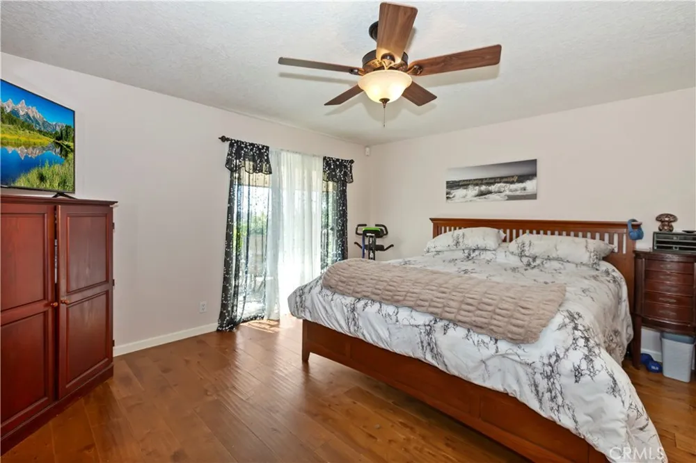 1082 23rd St Upland, CA 91784