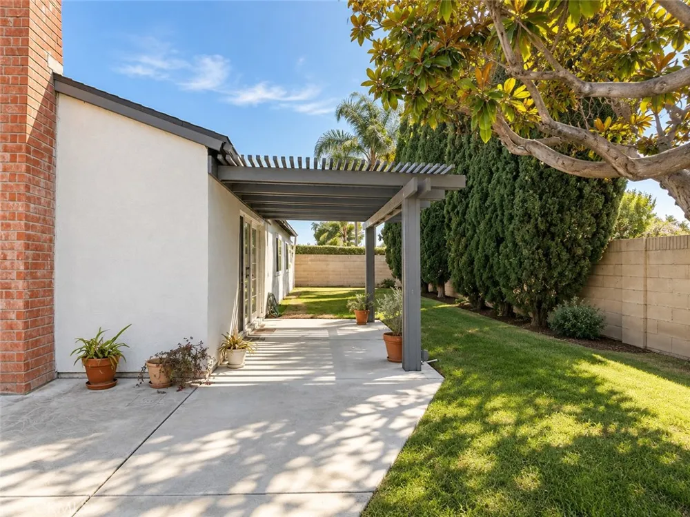 18637 San Antonio Street Fountain Valley, CA 92708