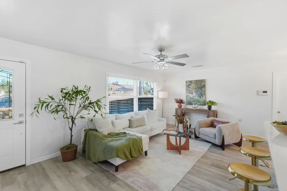 8812 Noeline Avenue Spring Valley, CA 91977