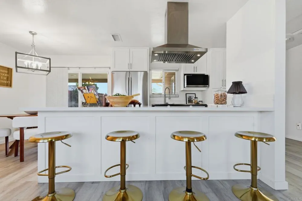 8812 Noeline Avenue Spring Valley, CA 91977