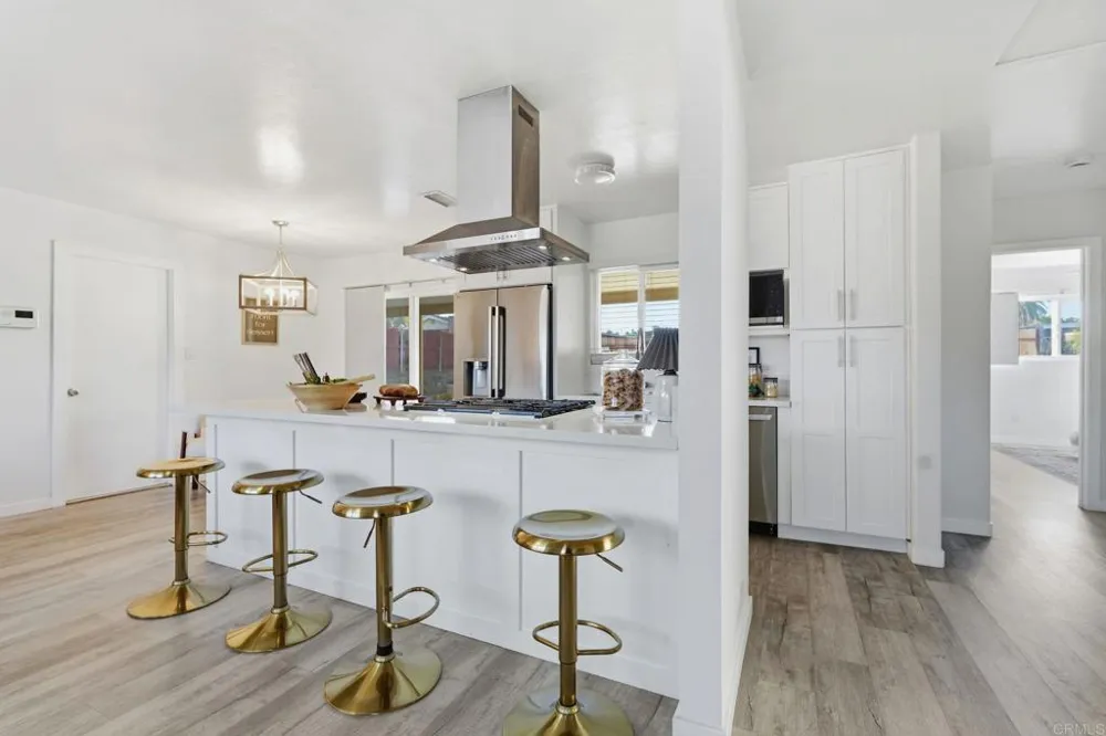 8812 Noeline Avenue Spring Valley, CA 91977