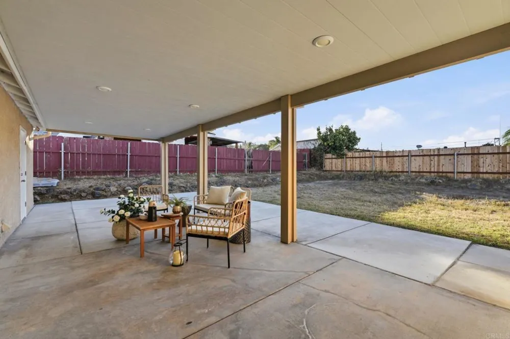 8812 Noeline Avenue Spring Valley, CA 91977