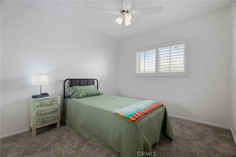 20755 Benz Saugus, CA 91350