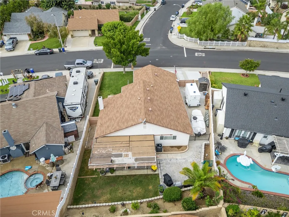 20755 Benz Saugus, CA 91350