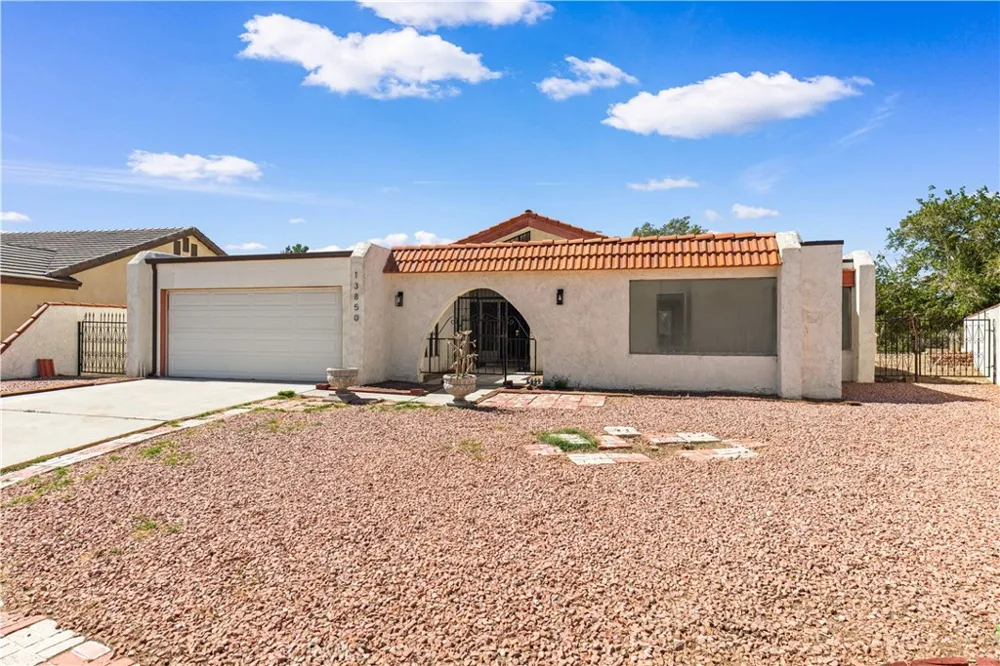 13850 Dahlgren Drive Victorville, CA 92395