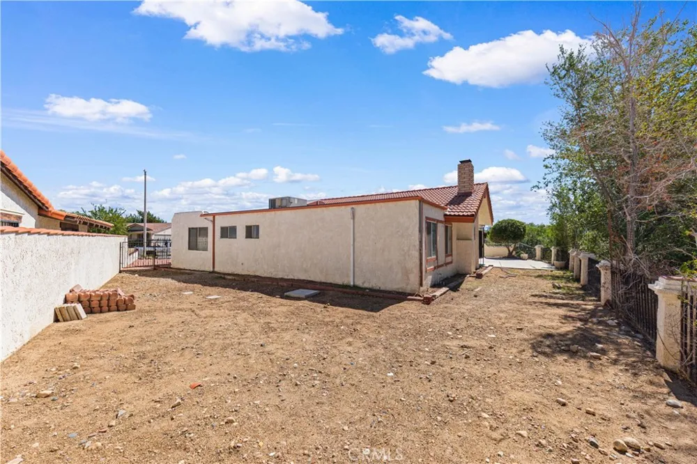 13850 Dahlgren Drive Victorville, CA 92395