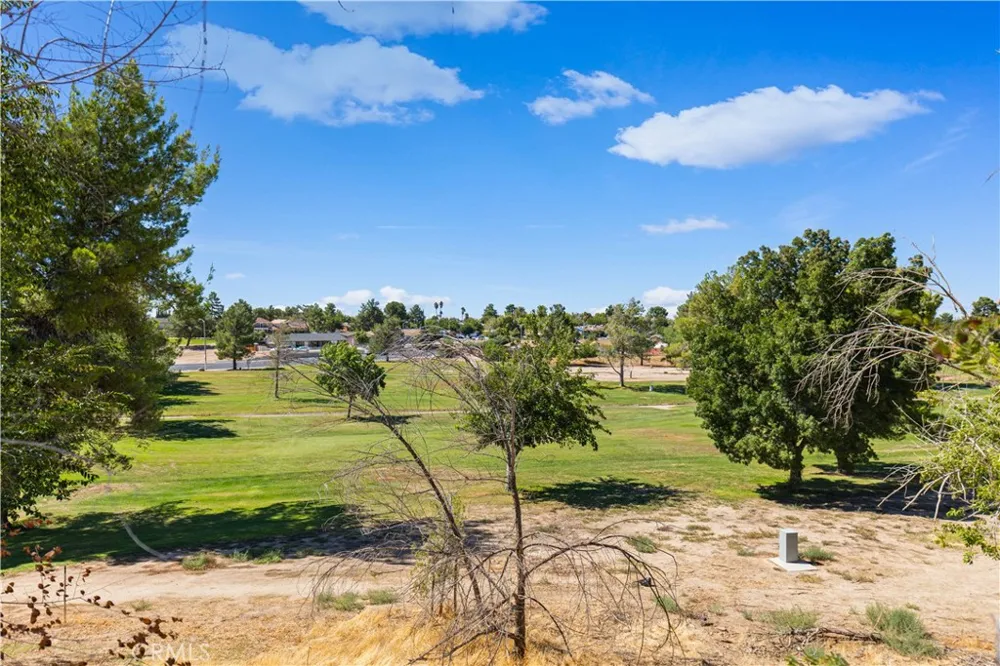 13850 Dahlgren Drive Victorville, CA 92395
