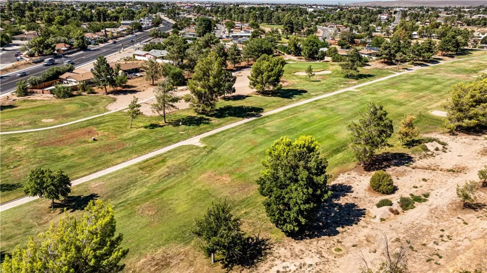 13850 Dahlgren Drive Victorville, CA 92395