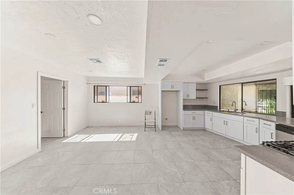 13850 Dahlgren Drive Victorville, CA 92395