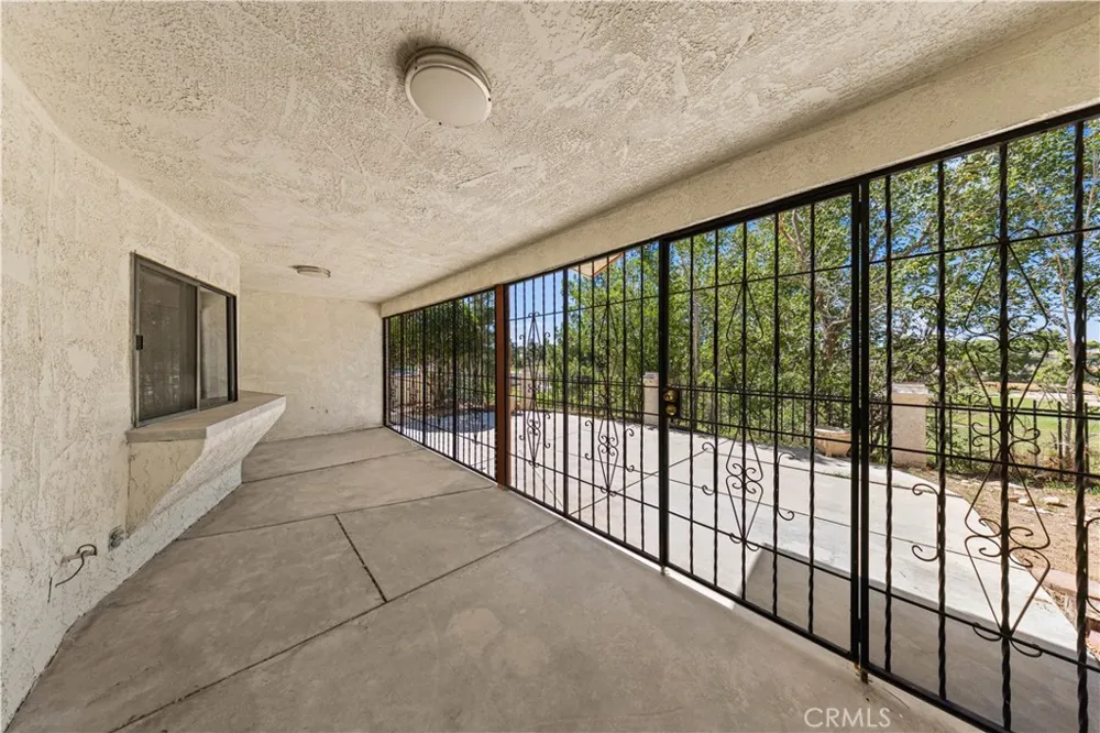 13850 Dahlgren Drive Victorville, CA 92395