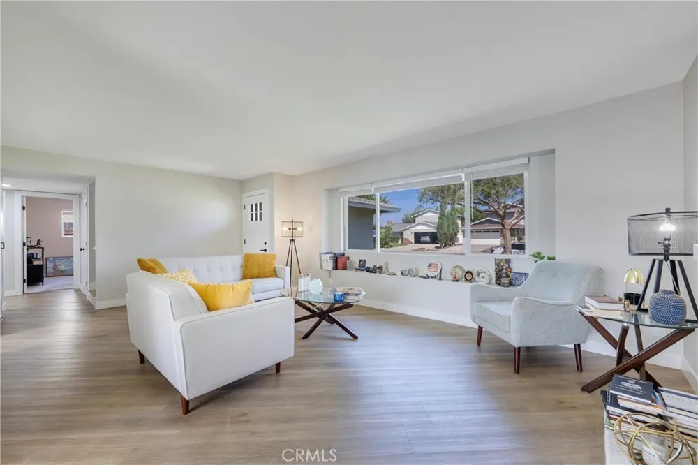 5154 Merril Avenue Riverside, CA 92504