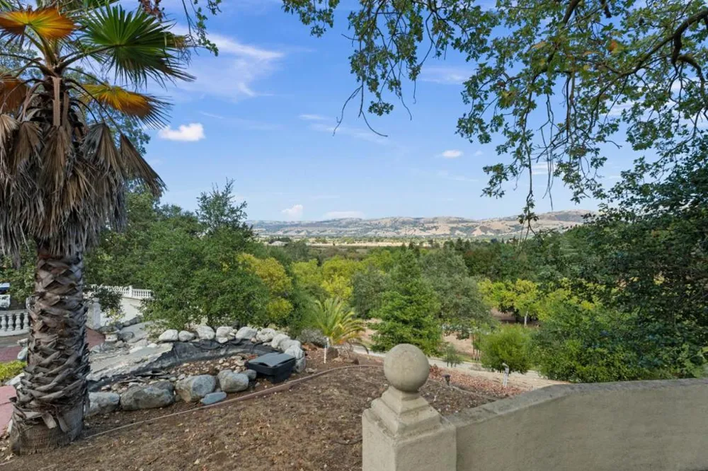 14545 Atherton Circle Morgan Hill, CA 95037