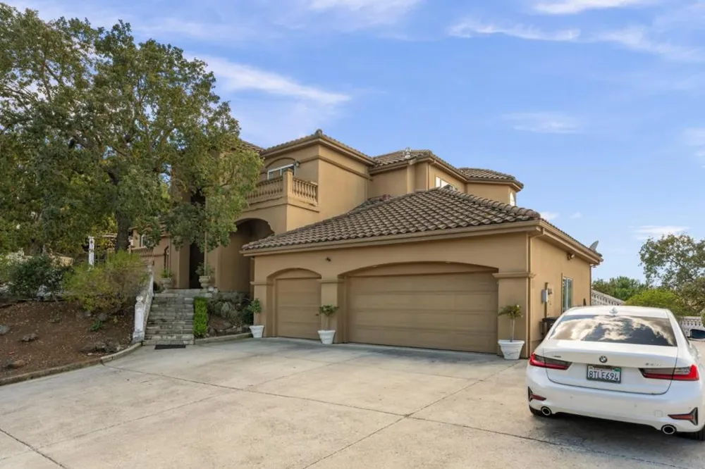 14545 Atherton Circle Morgan Hill, CA 95037