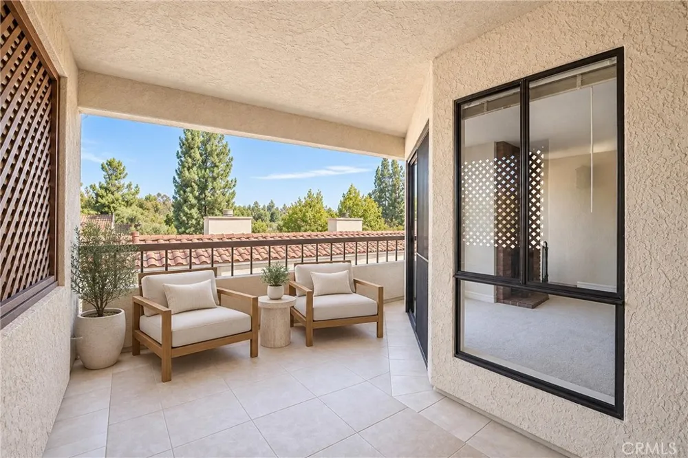 23294 Copante #89 Mission Viejo, CA 92692
