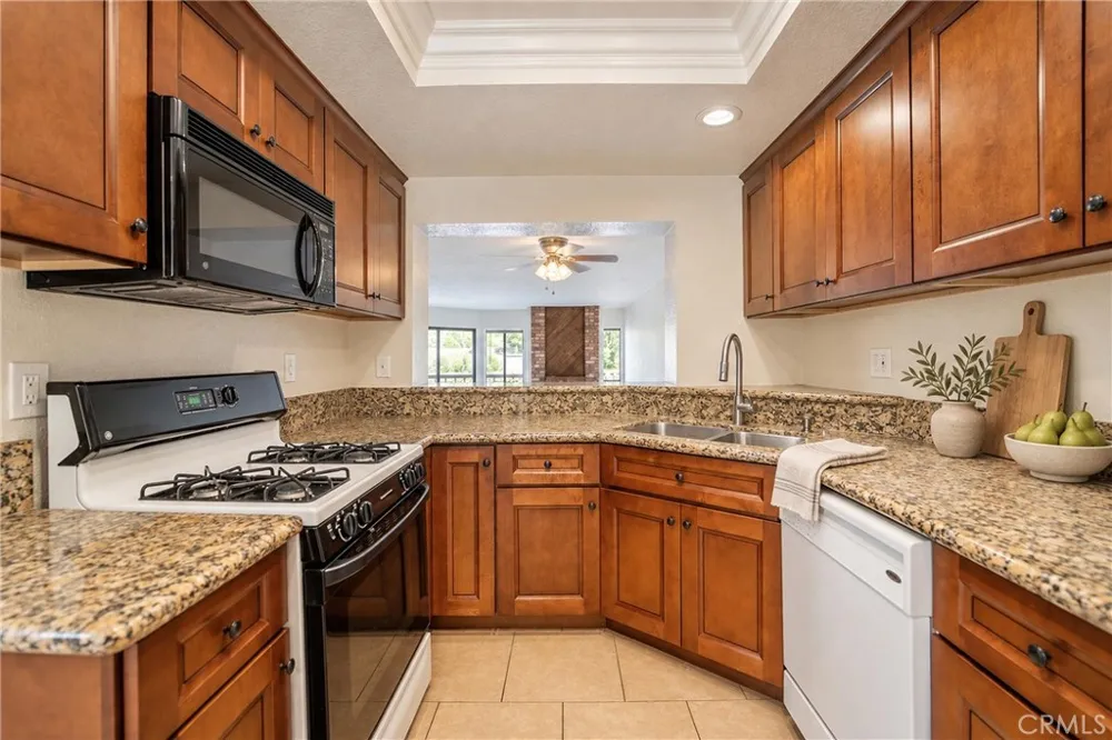 23294 Copante #89 Mission Viejo, CA 92692