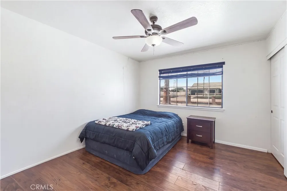7715 Paisley Ave Hesperia, CA 92345