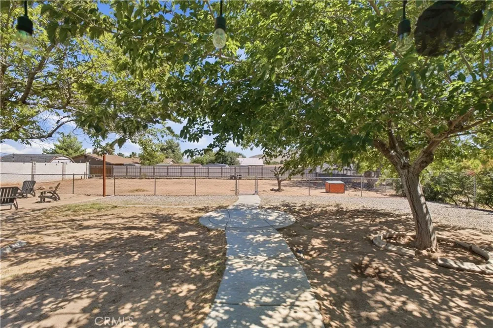 7715 Paisley Ave Hesperia, CA 92345