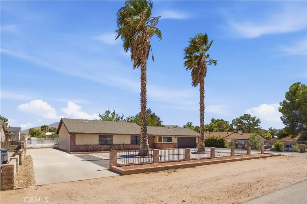 7715 Paisley Ave Hesperia, CA 92345