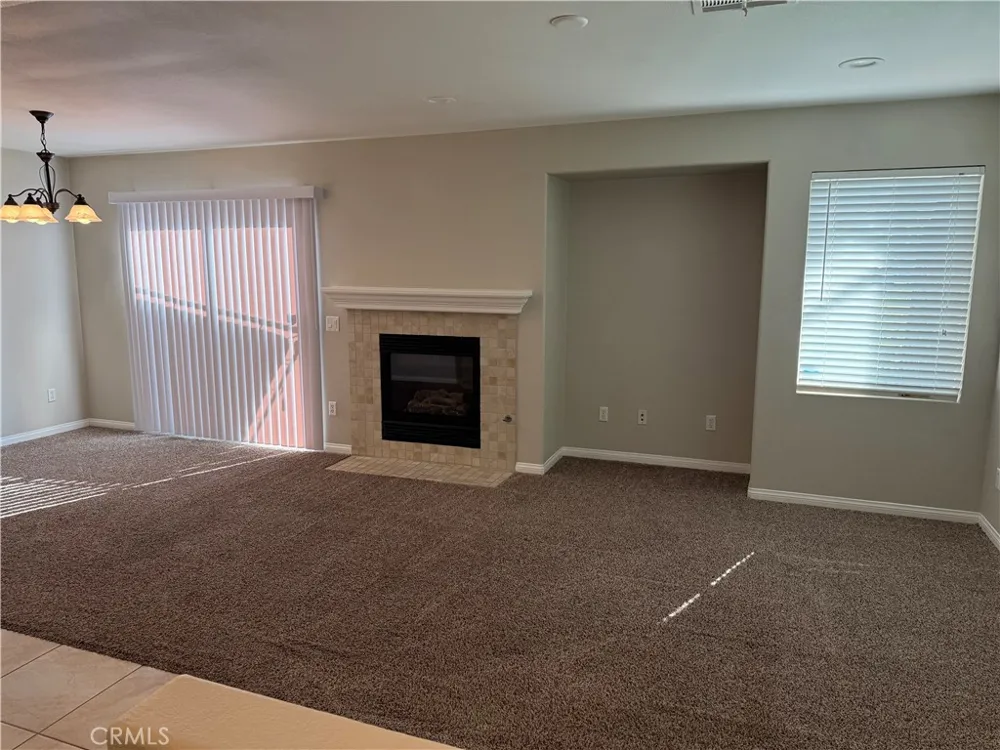 1310 Rover Ln #F Beaumont, CA 92223