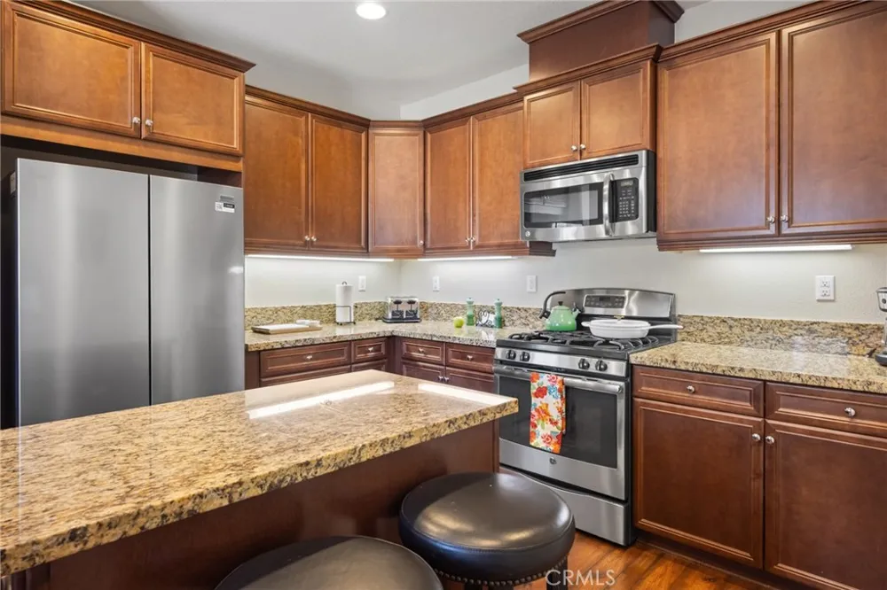 520 Calle Vibrante Palm Desert, CA 92211
