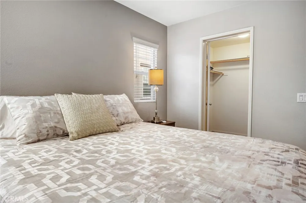 520 Calle Vibrante Palm Desert, CA 92211