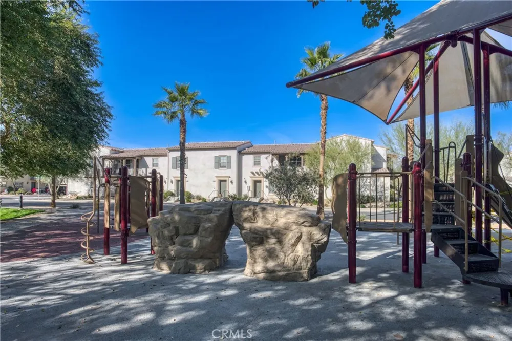 520 Calle Vibrante Palm Desert, CA 92211