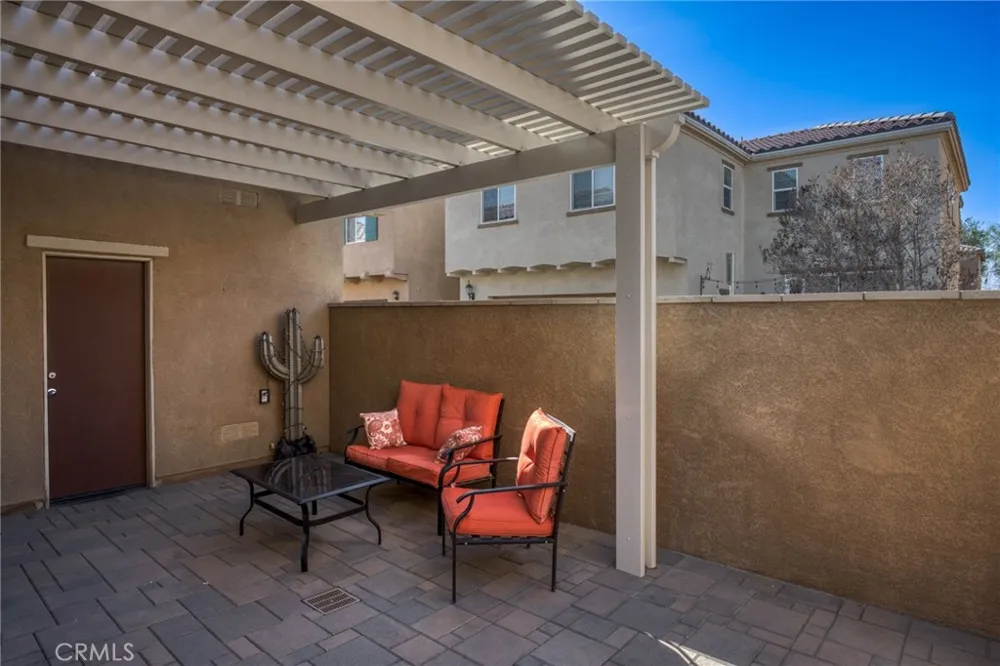 520 Calle Vibrante Palm Desert, CA 92211