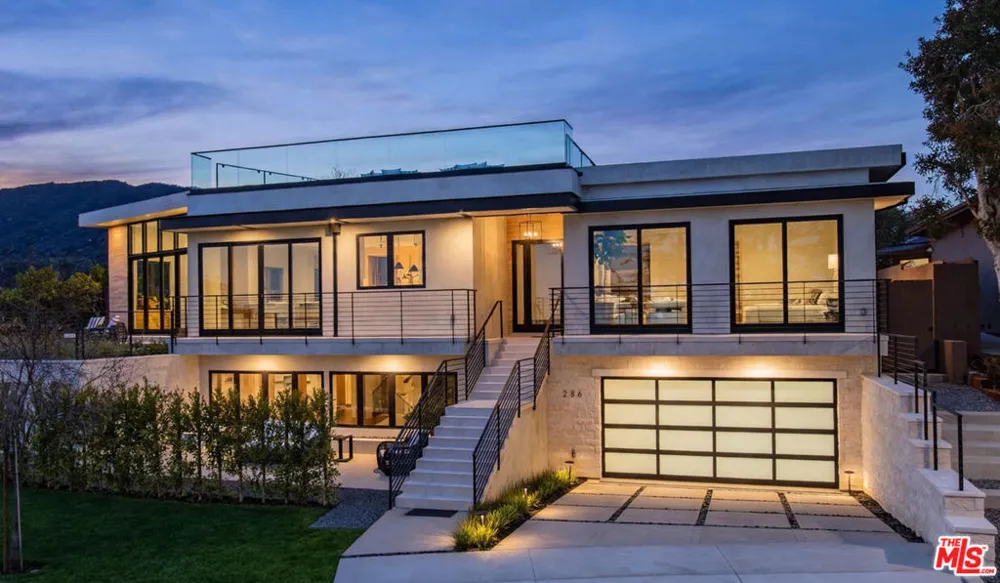 286 Quadro Vecchio Drive Los Angeles, CA 90272