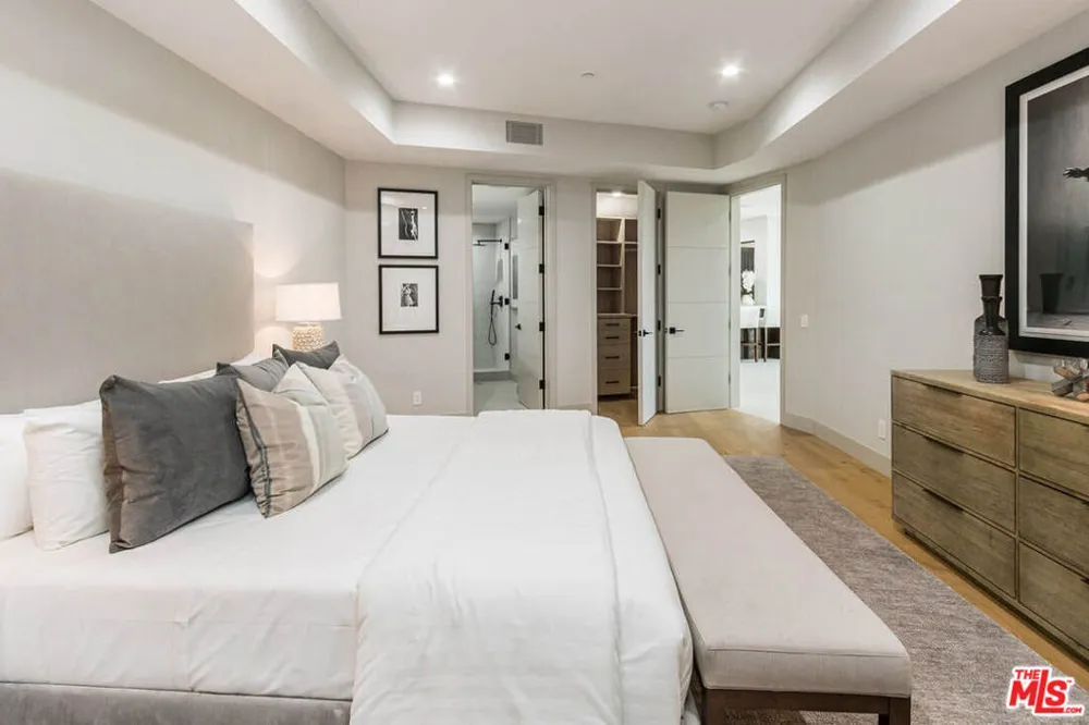 286 Quadro Vecchio Drive Los Angeles, CA 90272
