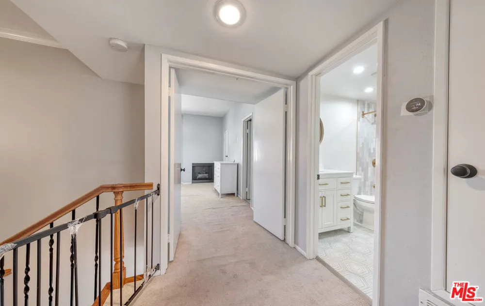 4247 Freedom Drive #502 Calabasas, CA 91302