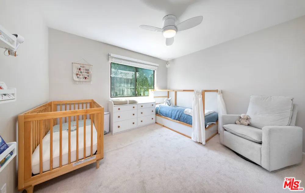 4247 Freedom Drive #502 Calabasas, CA 91302