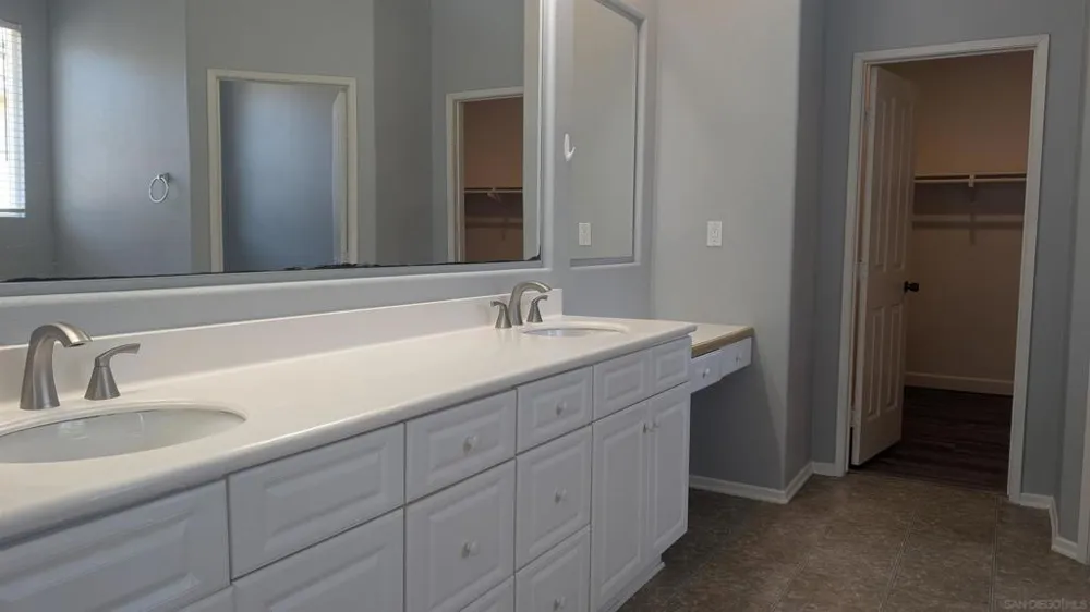 1180 Parkview Drive Oceanside, CA 92057