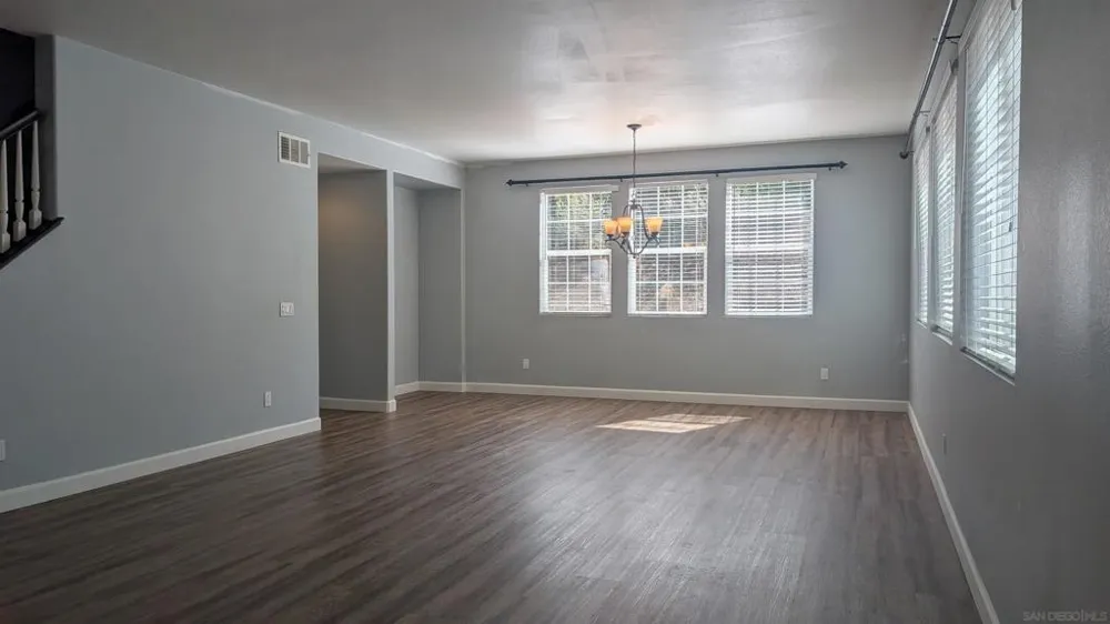 1180 Parkview Drive Oceanside, CA 92057