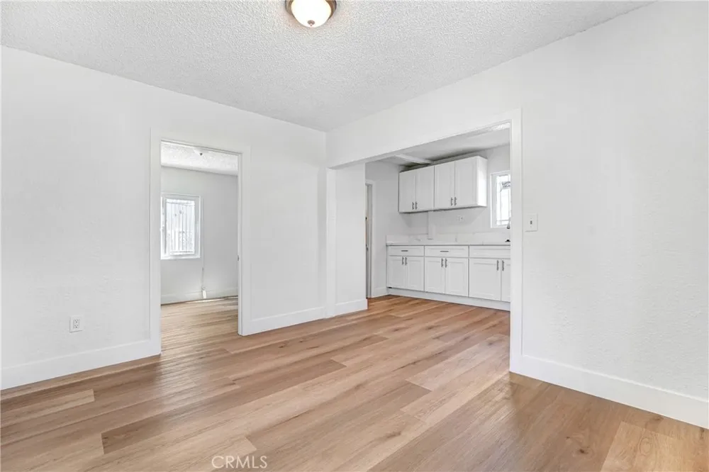 715 E 87th Place Los Angeles, CA 90002