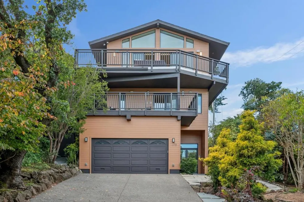 675 Sausalito Boulevard Sausalito, CA 94965