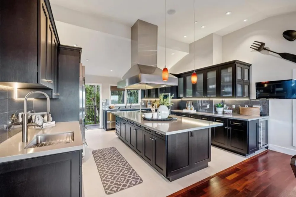 675 Sausalito Boulevard Sausalito, CA 94965