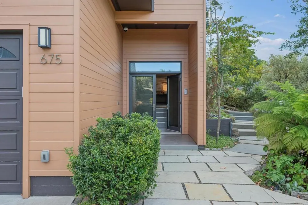 675 Sausalito Boulevard Sausalito, CA 94965