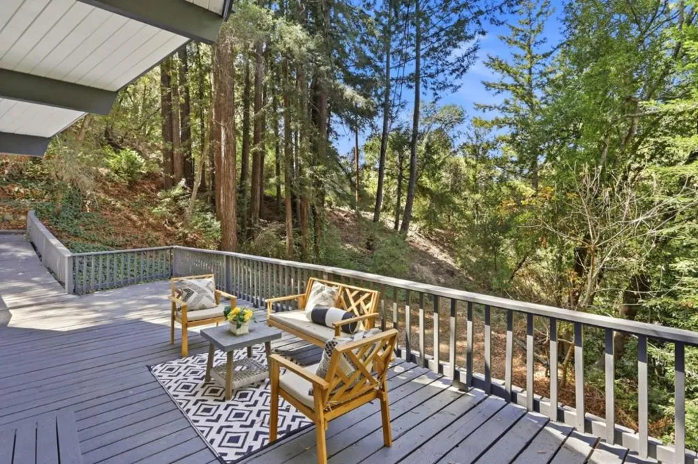 325 Woodland Drive Scotts Valley, CA 95066