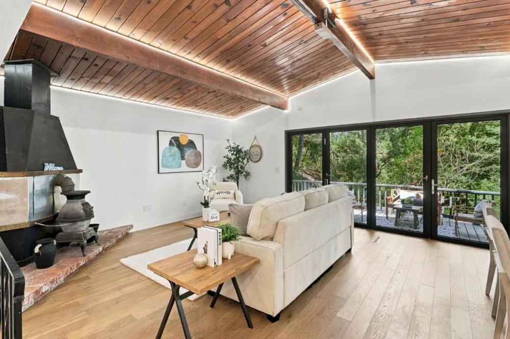 325 Woodland Drive Scotts Valley, CA 95066
