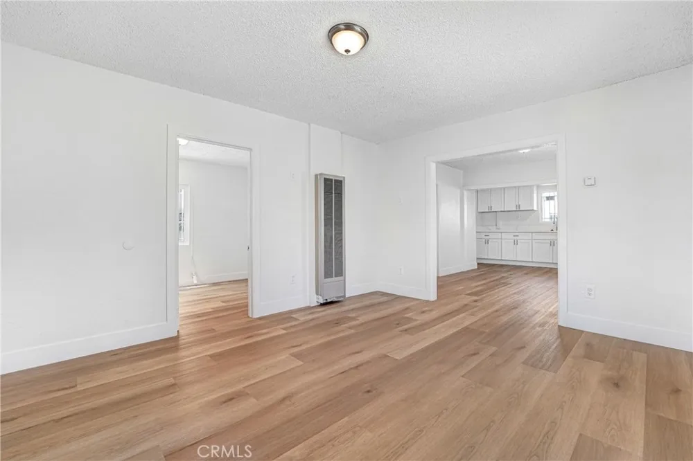 715 E 87th Place Los Angeles, CA 90002