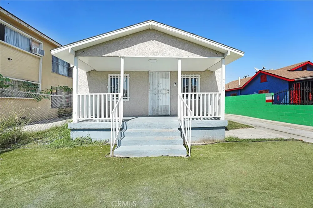 715 E 87th Place Los Angeles, CA 90002