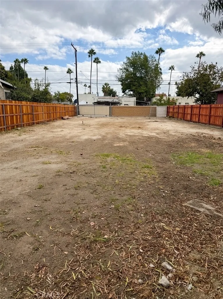 618 Zeyn Anaheim, CA 92805