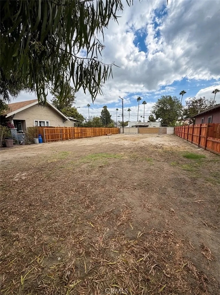 618 Zeyn Anaheim, CA 92805