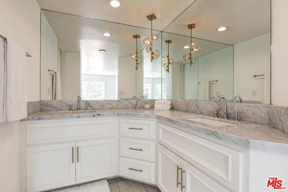 33002 Pacific Coast Highway Malibu, CA 90265