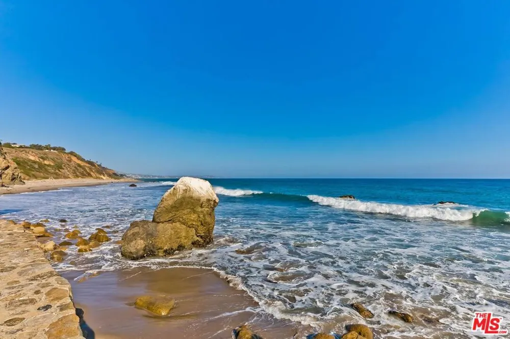 33002 Pacific Coast Highway Malibu, CA 90265